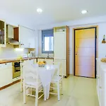 Апартаменти Grace Luxury Next To Old Town *