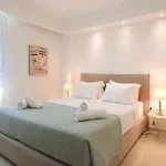 Апартаменти Grace Luxury Next To Old Town